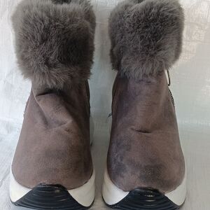 Women's Faux Fur-Lined Ankle Boots